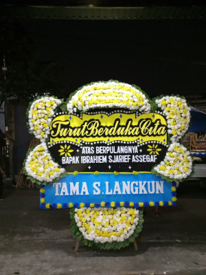 Papan Bunga Duka di Bandarharjo